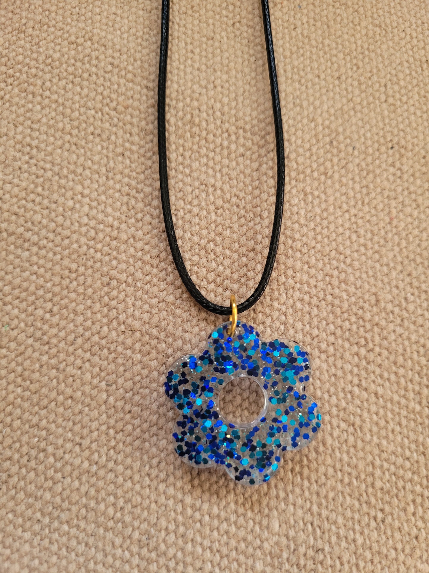 Collier en corde Petite Marguerite N°1